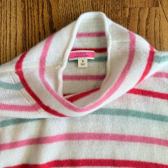 J Crew Cashmere Snowberry Striped Multicolor Turtleneck Sweater Small EUC - Picture 4 of 4